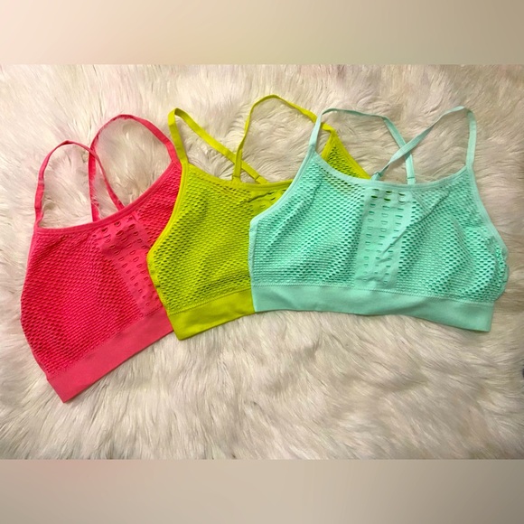 Set of 3 cute color Sports Bras - Picture 3 of 5